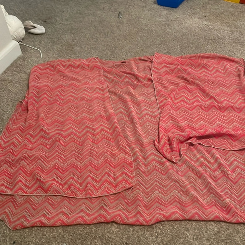 Women’s shawl wrap